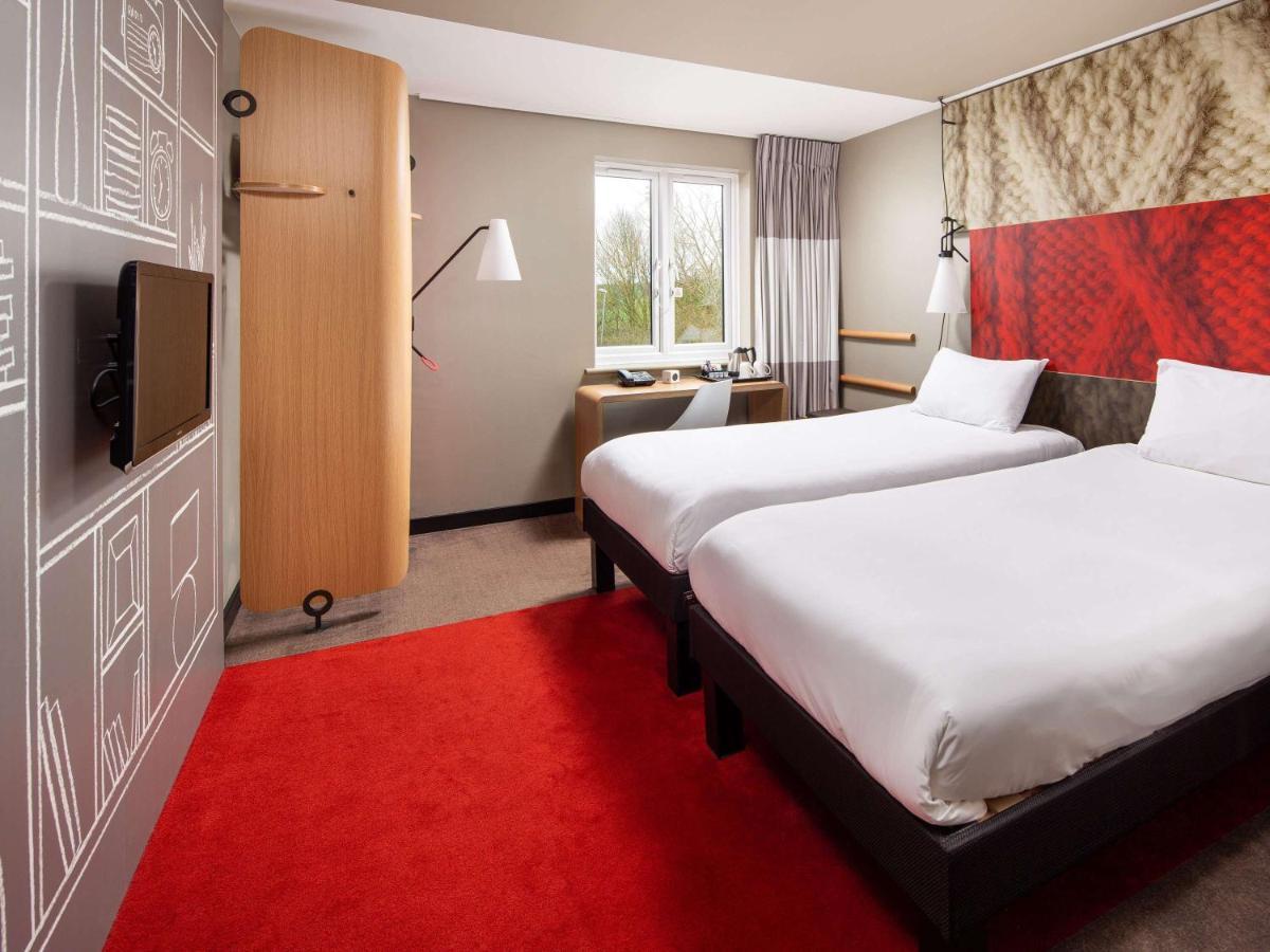 Ibis Rugby East Hotel Crick  Kültér fotó