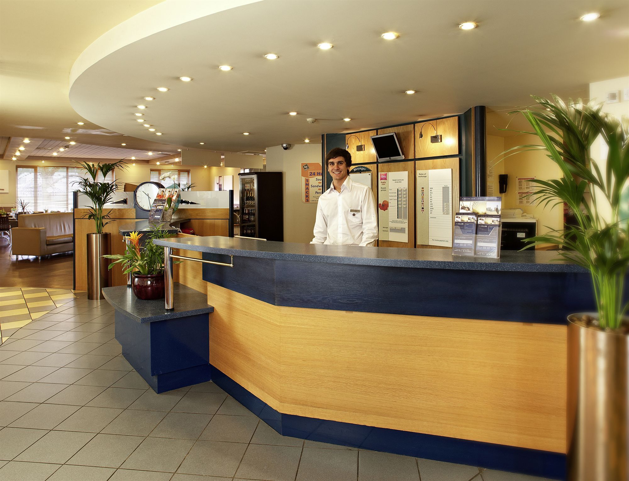 Ibis Rugby East Hotel Crick  Kültér fotó